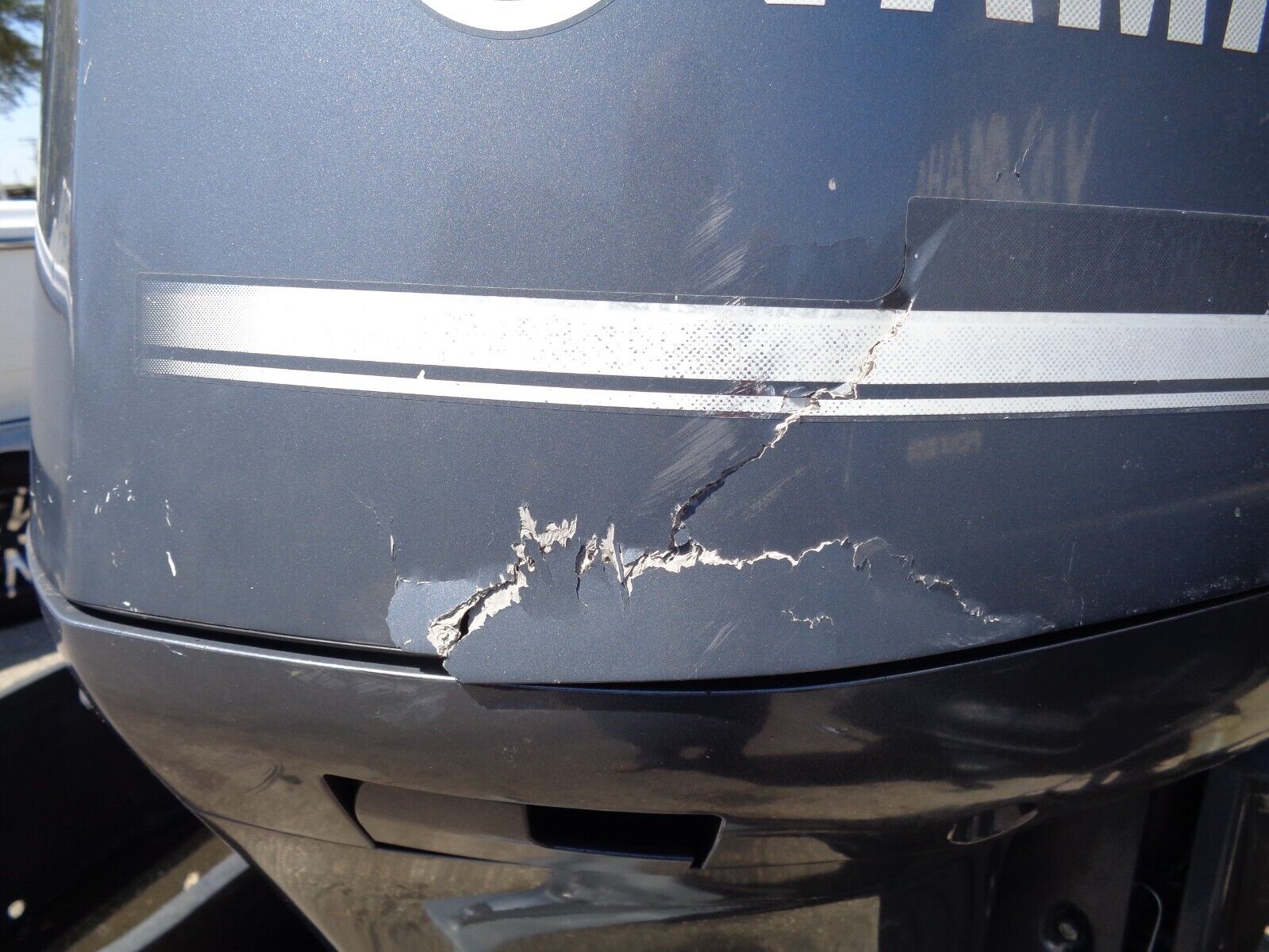 2017 YAMAHA F300 300hp 25" FOUR 4 STROKE - Image 7